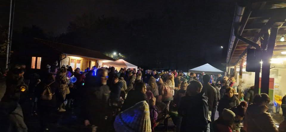 Kgv. „Arbeit und Freude“ - Martinsumzug lockt viele Besucher in die Kleingartenanlage in Oer-Erkenschwick