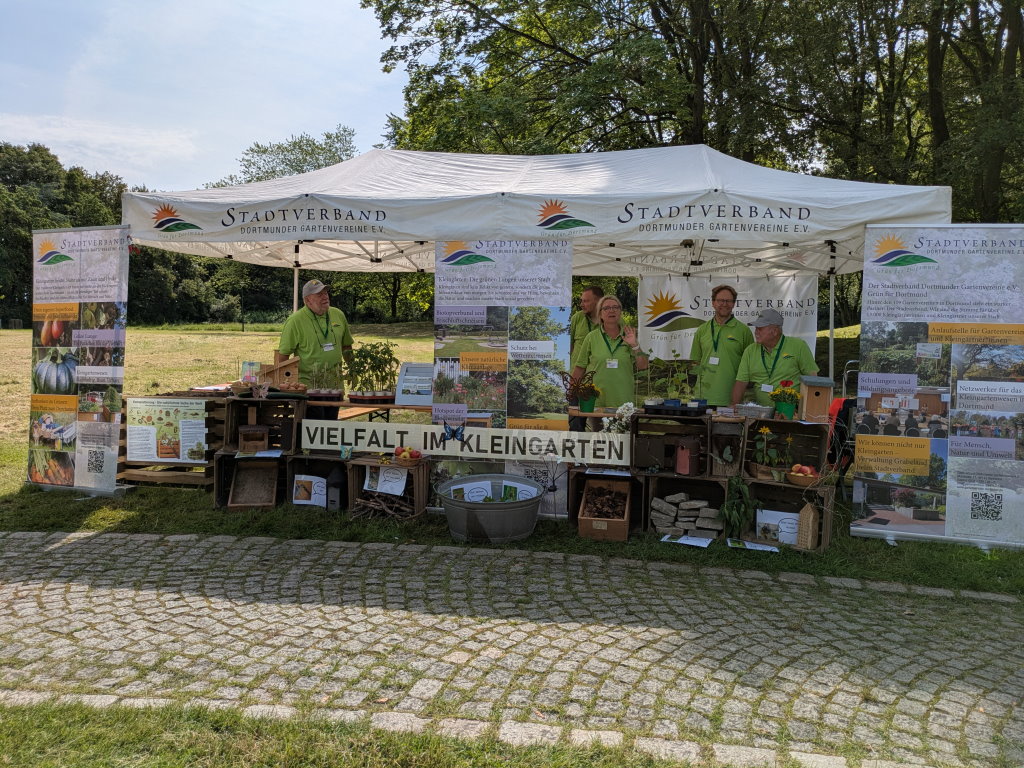 Stadtverband der Dortmunder Gartenvereine - Beim Tag der biologischen Vielfalt die bunte Welt der Schmetterlinge präsentiert