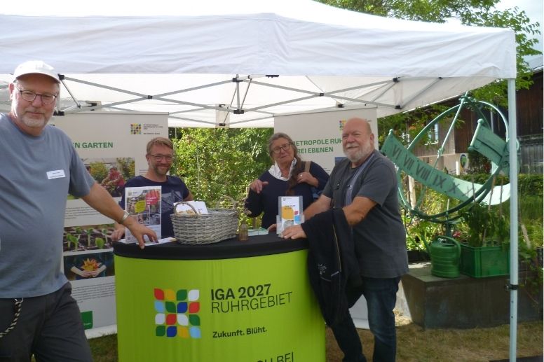  Der Infostand zur IGA 2027 Ruhrgebiet stieß beim Offenen Gartennachmittag auf großes Interesse.